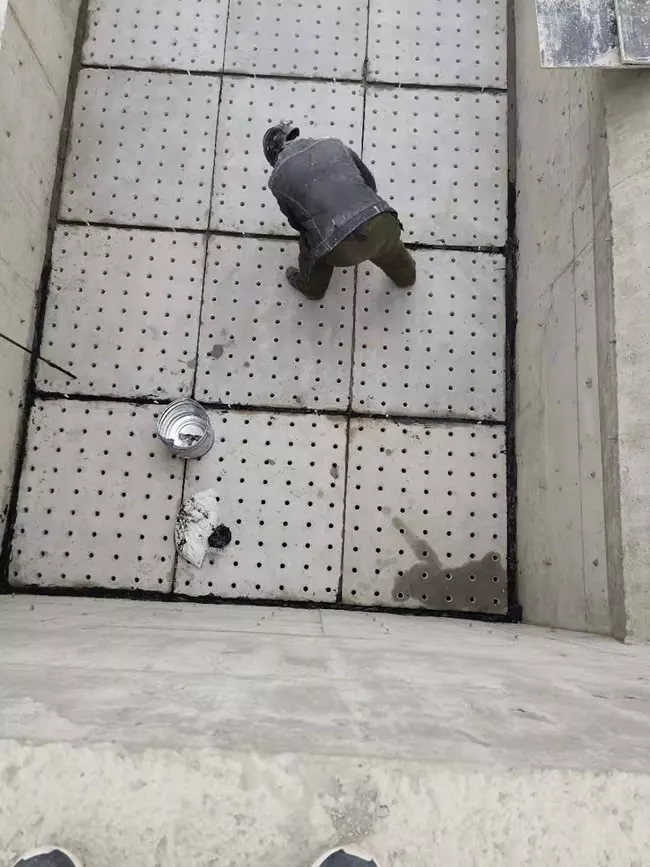 滤板安装